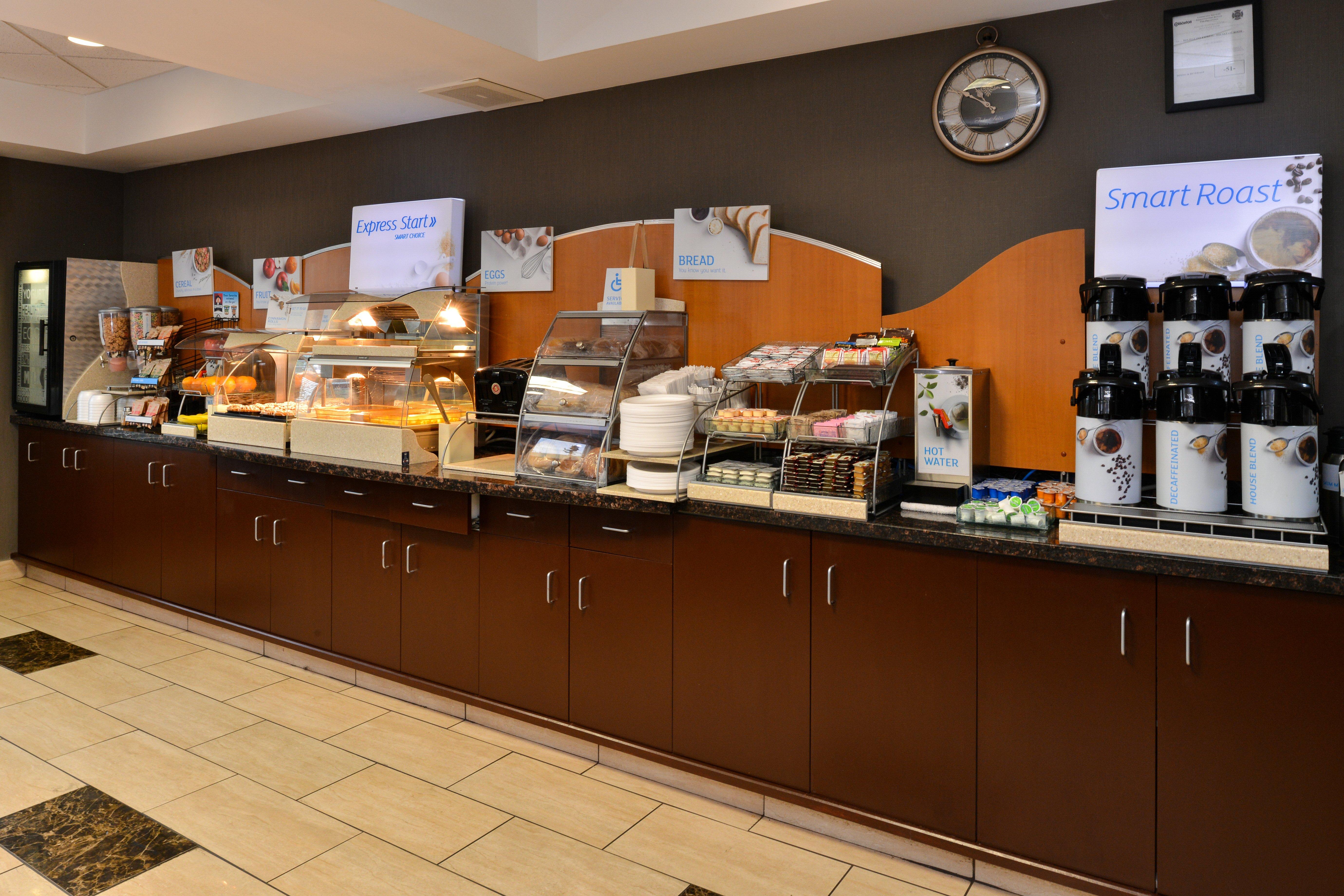 Holiday Inn Express Edmonton North By Ihg Exteriér fotografie