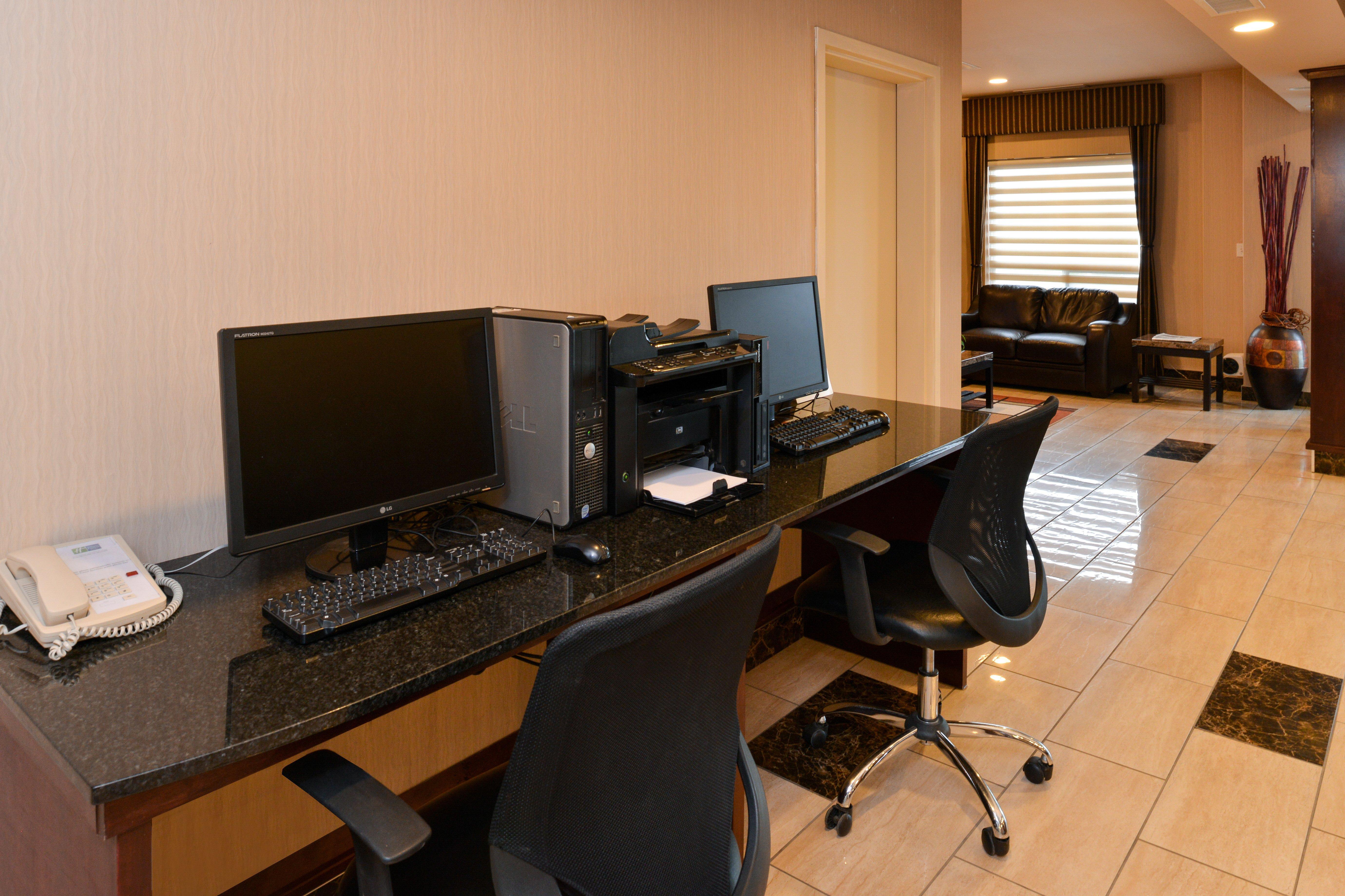 Holiday Inn Express Edmonton North By Ihg Exteriér fotografie