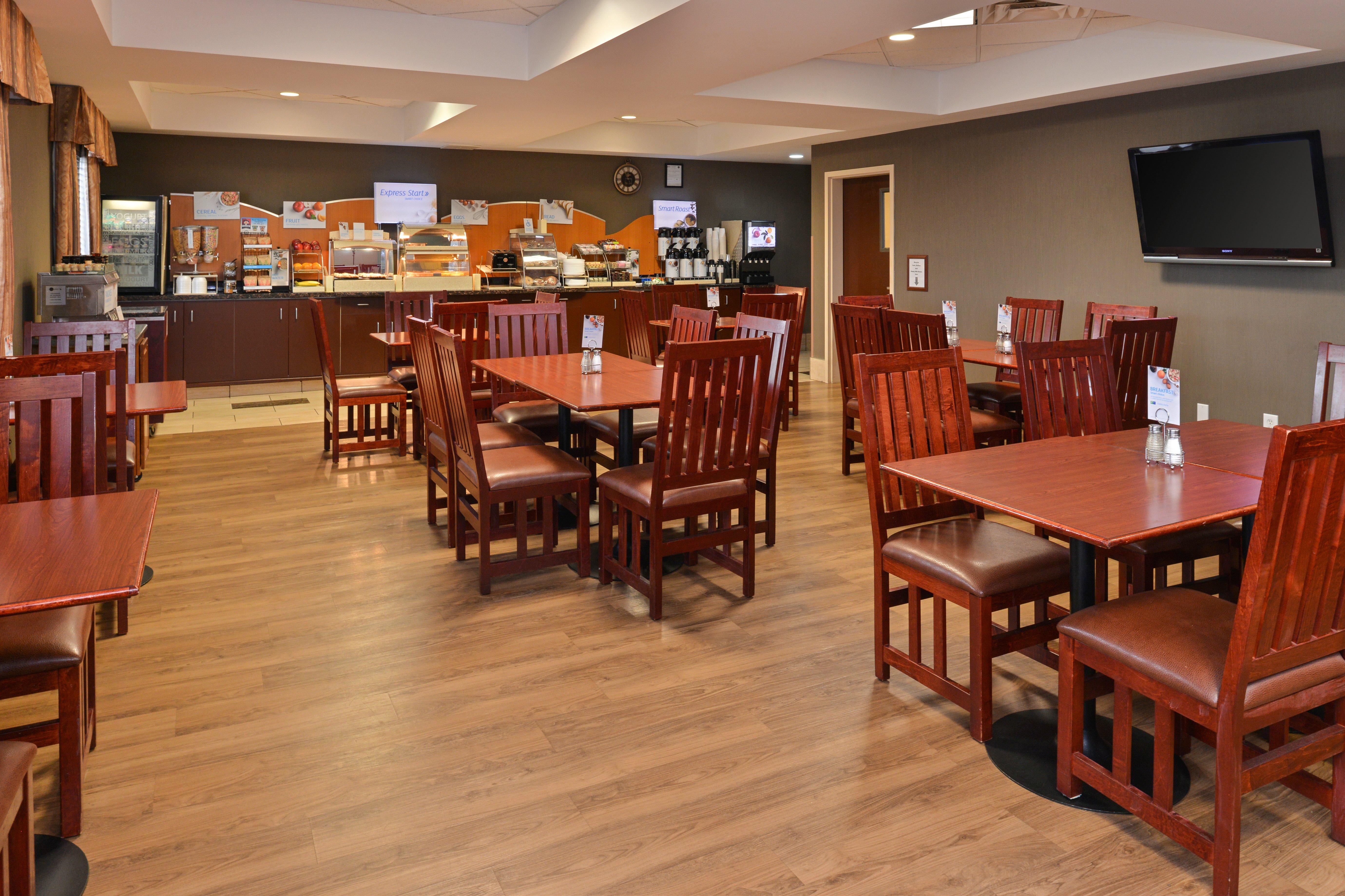 Holiday Inn Express Edmonton North By Ihg Exteriér fotografie