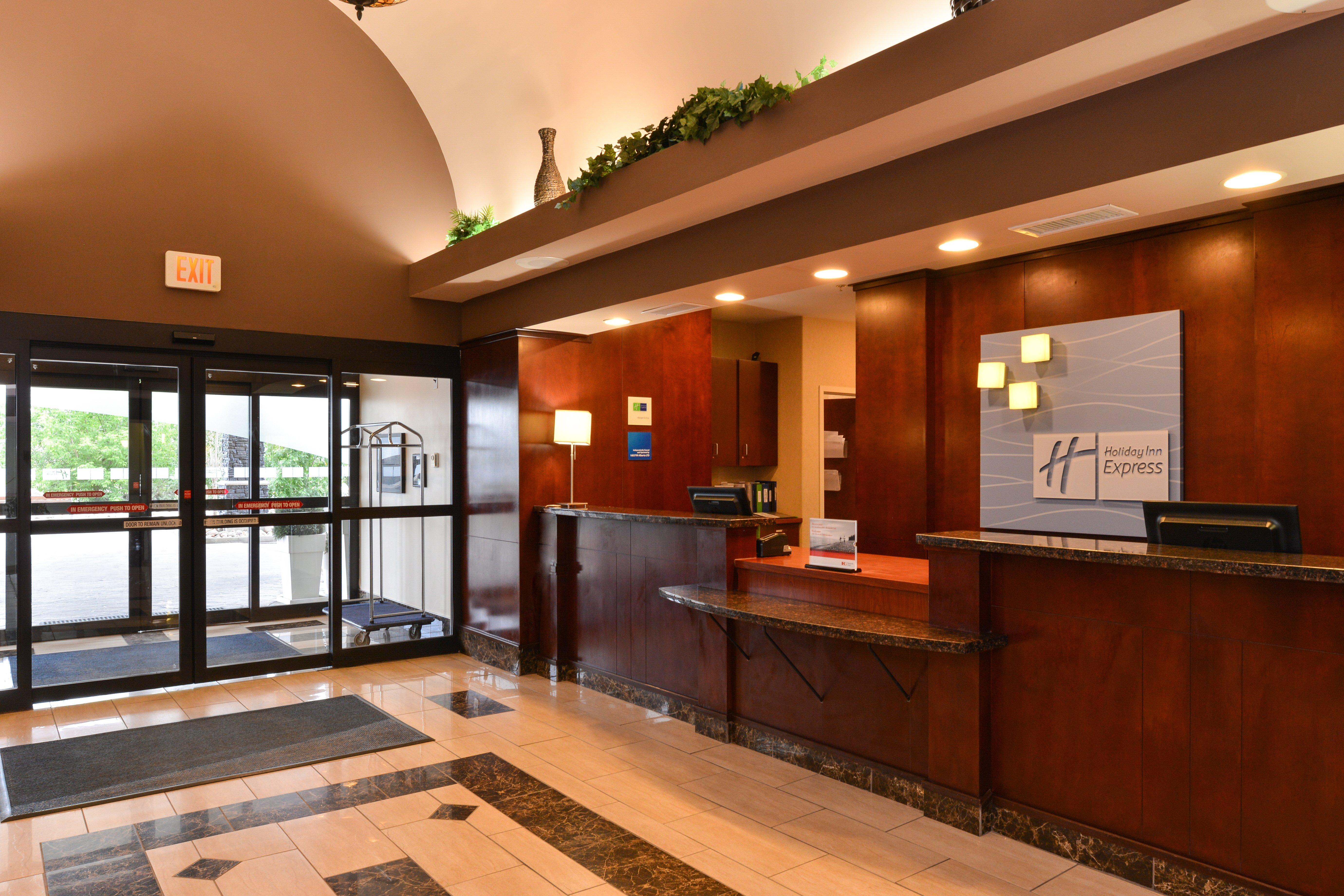 Holiday Inn Express Edmonton North By Ihg Exteriér fotografie