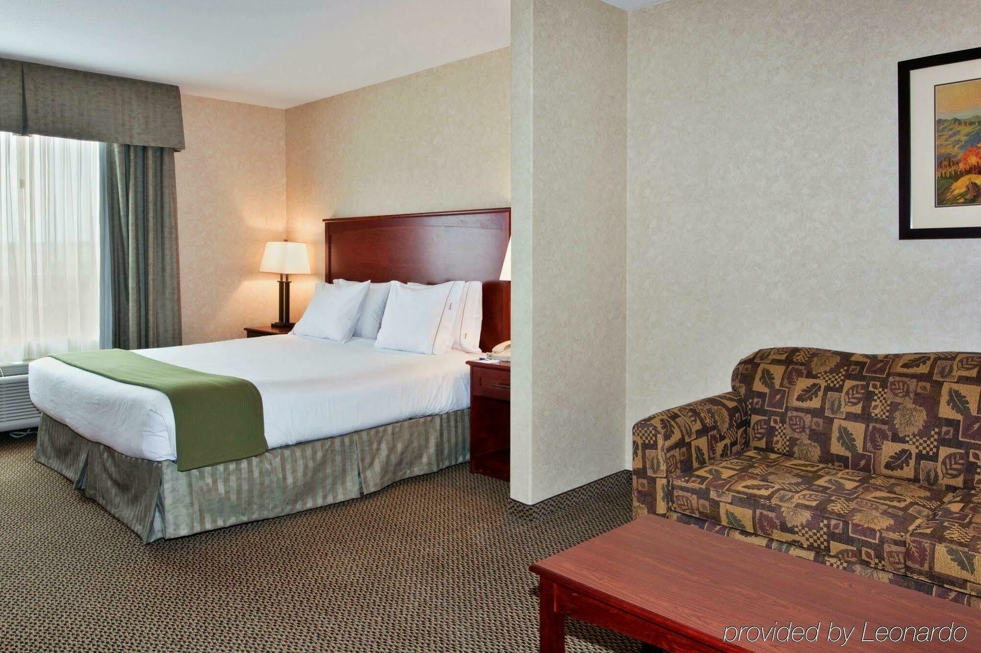 Holiday Inn Express Edmonton North By Ihg Exteriér fotografie