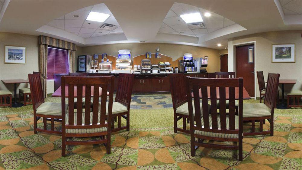 Holiday Inn Express Edmonton North By Ihg Exteriér fotografie